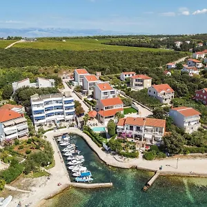 Apartment Sollei, Petrčane