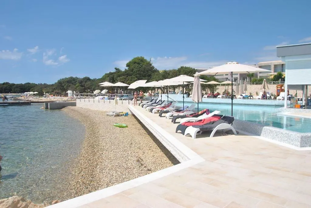 Sunset Apartment Petrcane Croatia